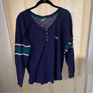VS Pink long sleeve tee